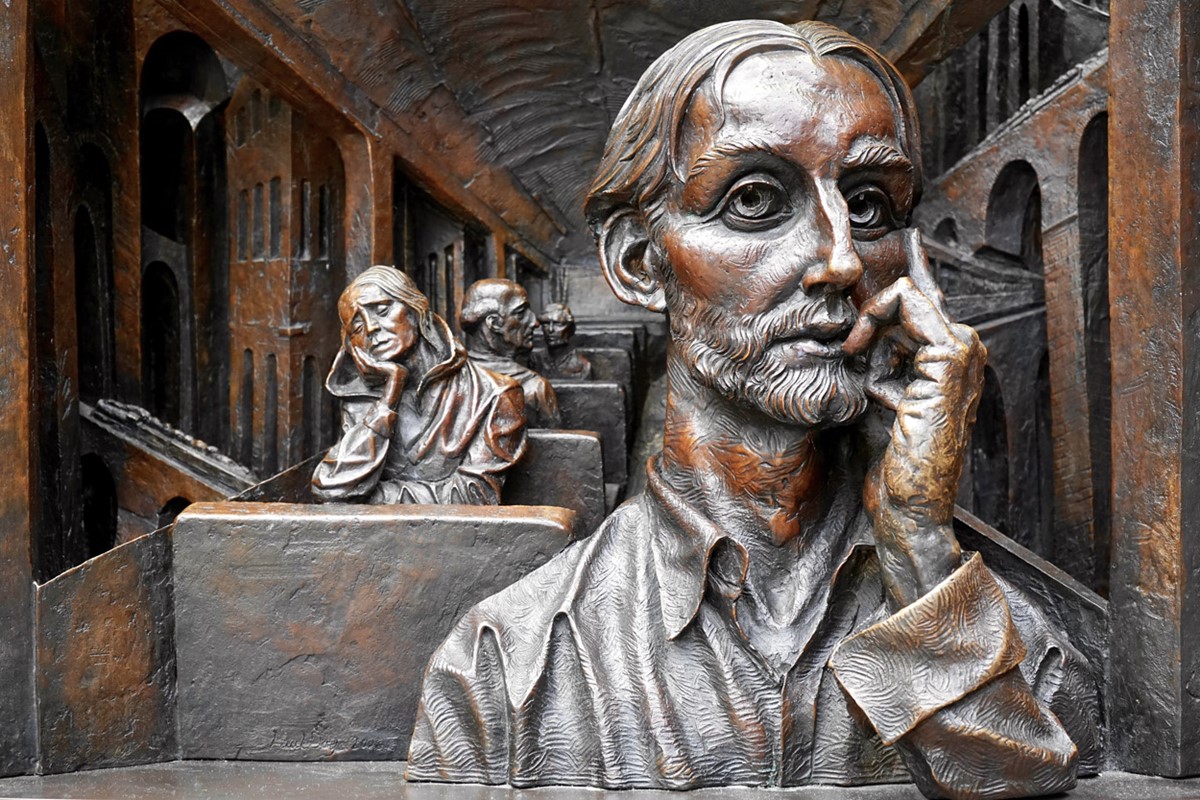 Thinking Man Statue Wallpaper