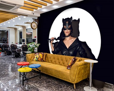 Catwoman kostuum schoonheidscentrum behang