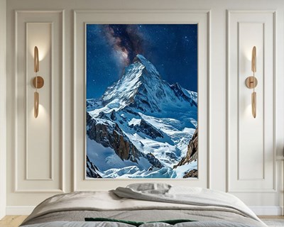 Behang met uitzicht op besneeuwde bergen 
