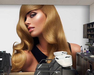 Golvend blond haar vrouw behang 