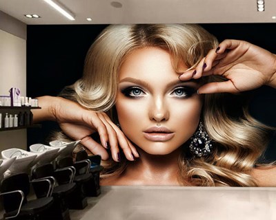 Mooie vrouw met blond haar behang
