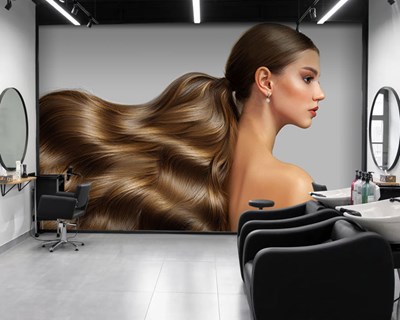 Vrouw met lang golvend haar Behang