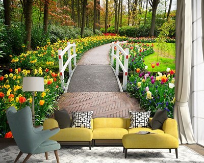 Bloemrijke tuinpad-thema behang 