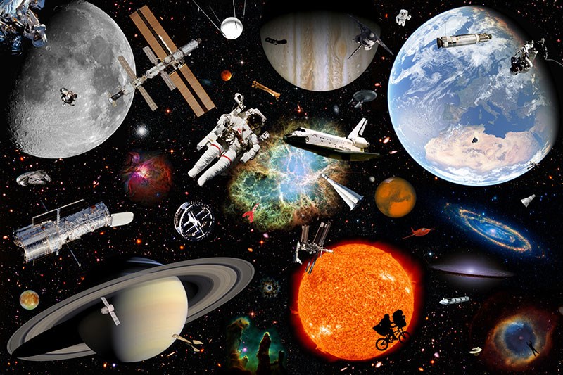 Ruimtevaartuigen en planeten thema behang
