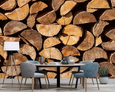 Behang met het uiterlijk van gekapt hout